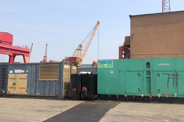 邵阳发电机出租空气滤清器的清洁频率是多少？